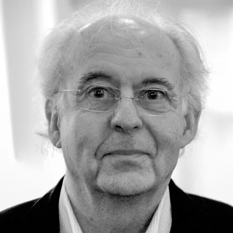 Retrato de Roger-Pol Droit