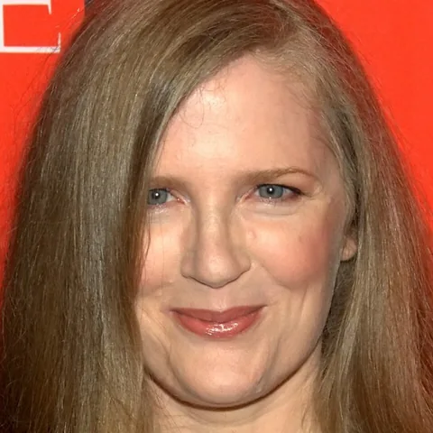 Retrato de Suzanne Collins